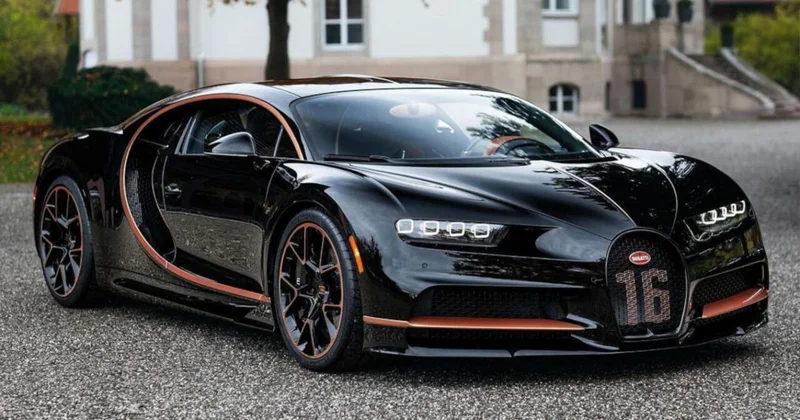 Milyarder evinin tavanından “Bugatti” asdırdı Lüks malikanədən VİDEO