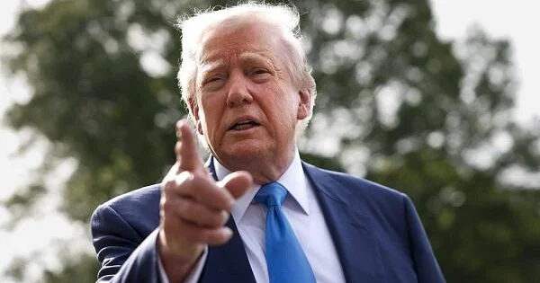 Tramp bu ölkəni təhdid etdi, orduya tapşırıq verdi