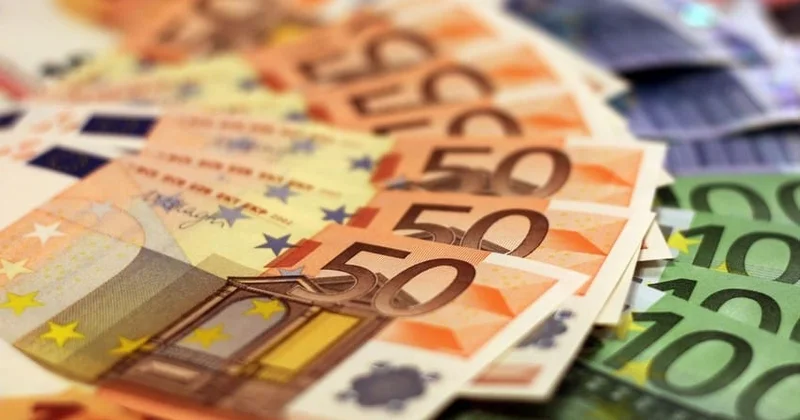 Bolqarlar yanvarın 1 də avroya keçir