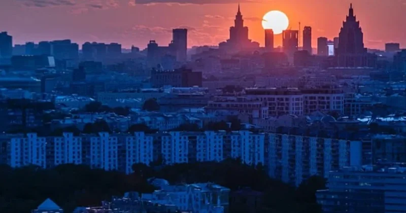 Ukraynanın dərin zərbələri: Moskva vilayəti qaranlığa qərq oldu, enerji infrastrukturu iflic vəziyyətdədir