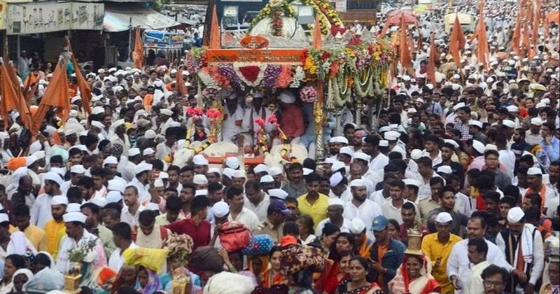 В Индии люди стали жертвами давки у храма