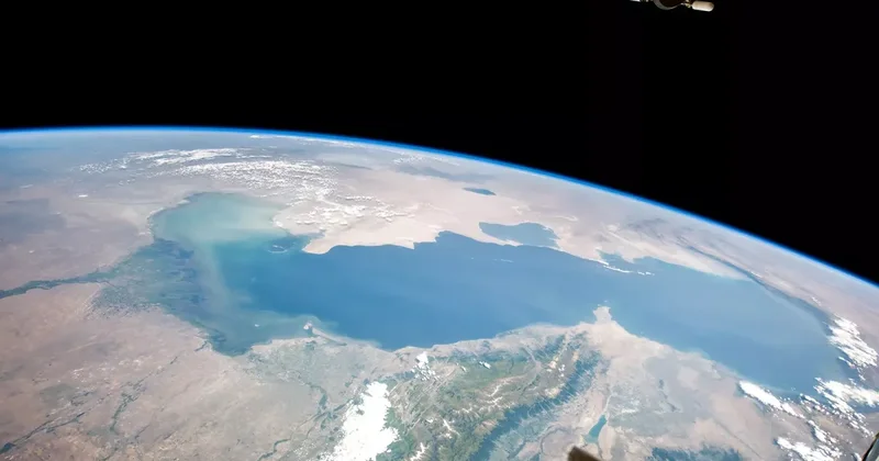 Доктор наук: Каспий уйдёт на десятки километров от Баку Видео / Фото