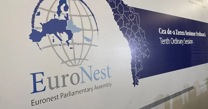 Gürcüstan Avronest PA da iştirakını dayandırıb