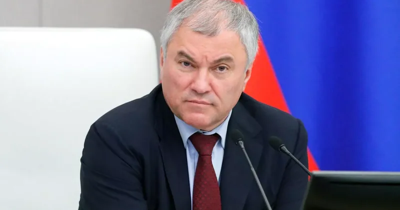 Володин анонсирует новые законы РФ: мигрантам и иноагентам придется несладко