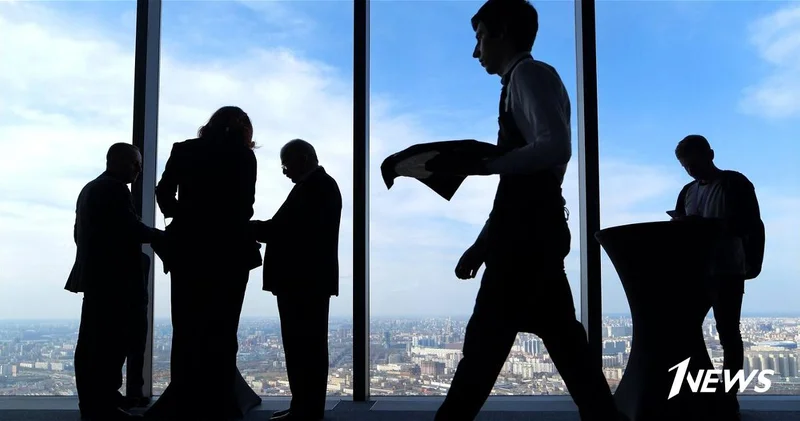 Чиновникам Грузии запретили работать в нескольких местах