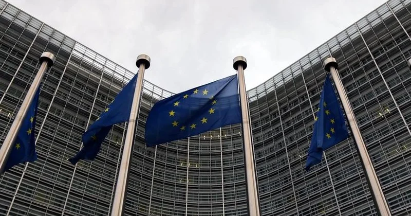 Aİ Türkiyə və Cənubi Koreya üçün SAFE in qapılarını açmağa tələsmir