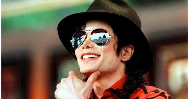 Ceksonun varisləri 5 ildə 16,5 milyon dollar təzminat ödəyib − FT