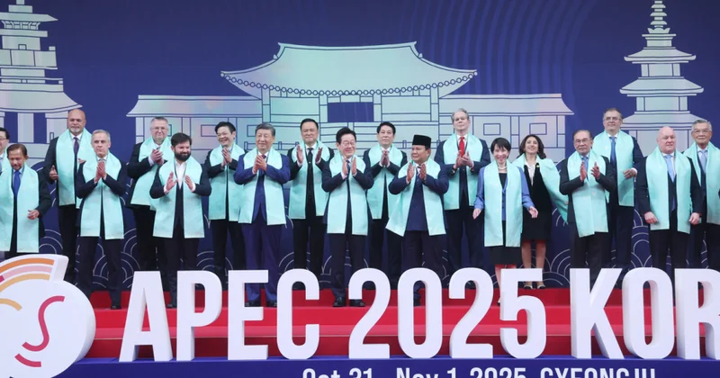 APEC in zirvə toplantısı 3 yekun sənədin qəbulu ilə başa çatıb