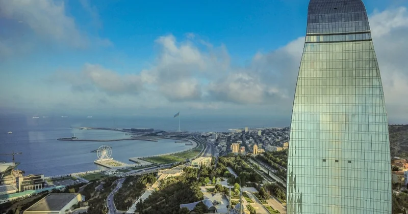 Noyabrın ilk bazar gününün havası KONKRET