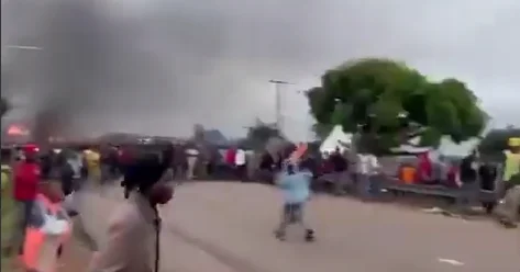 В Танзании продолжаются протесты ВИДЕО