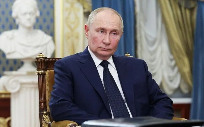 Putin uşaqlara bu əşyanın satışını qadağan etdi