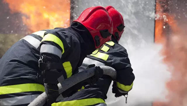 Sumqayıtda beşmərtəbəli binada yanğın olub