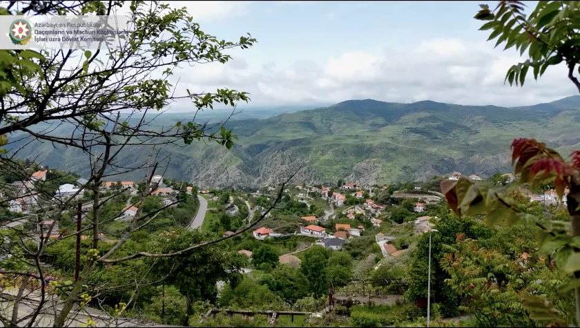 Yenidən bərpa edilən Laçın şəhəri gözəlliyi ilə göz oxşayır