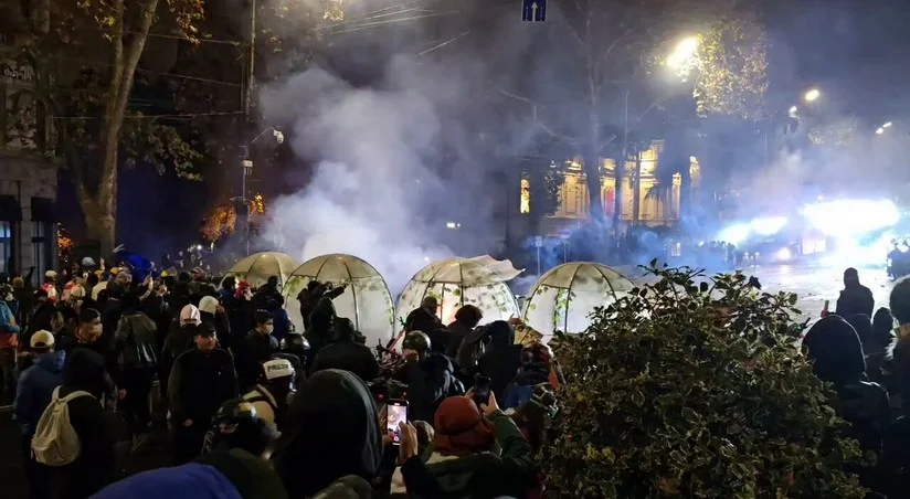 Tbilisidə keçirilən aksiyada polis 50 nəfəri saxlayıb