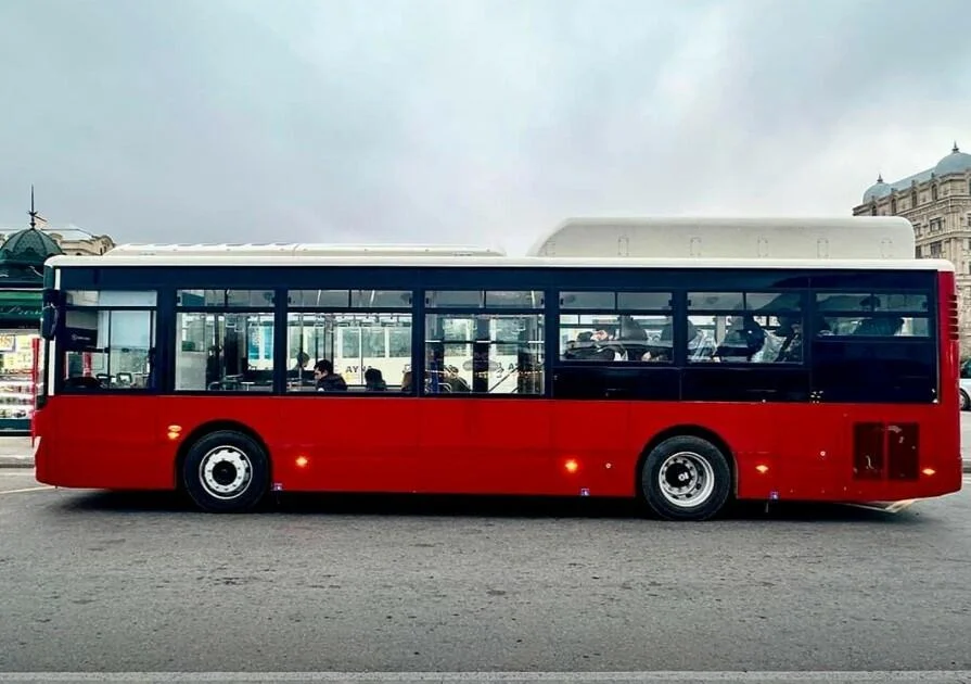 Bakıda daha bir marşrut xətti üzrə elektrobuslar fəaliyyətə başladı