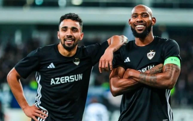 “Qarabağ”ın futbolçuları bu duruşa görə cəzalandırıldı FOTO