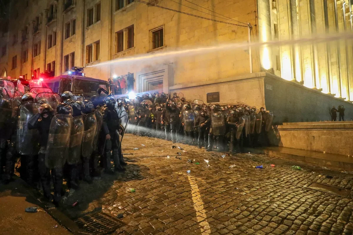 В МВД Грузии призвали родителей увести детей с места проведения митинга