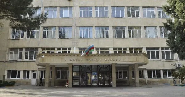 Bir korpusun təmiri 25 milyona başa gələcək BDU tender də elan edib