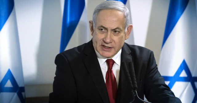 Prezidentdən əfv istəyən Netanyahu hakim qarşısına çıxdı Prokurorla baş nazir iclasda mübahisə edib