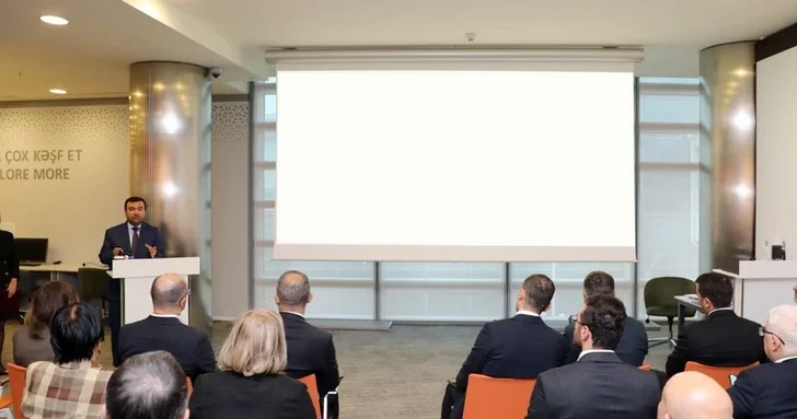 В главном офисе SOCAR обсудили стратегию взаимодействия с гражданским обществом