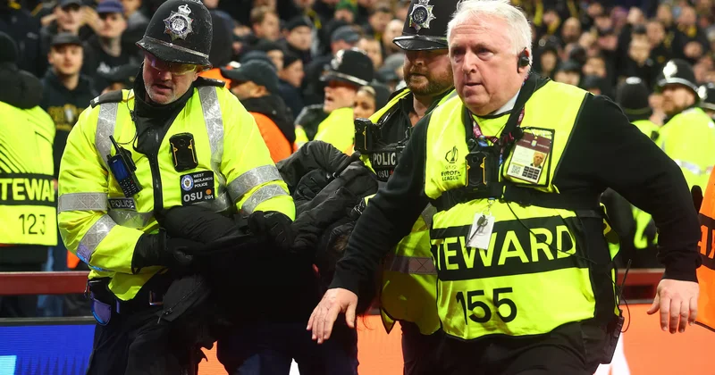 8 isveçrəli azarkeş həbs olunub