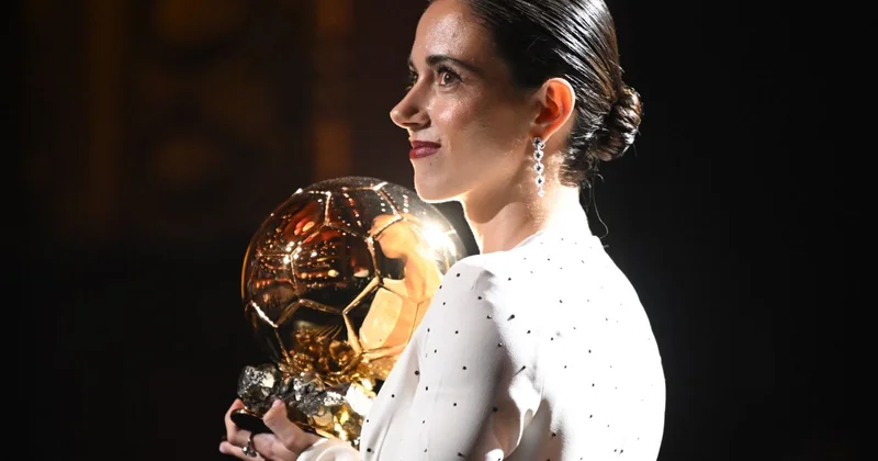 Qızıl top un qalibi ayağını sındırdı