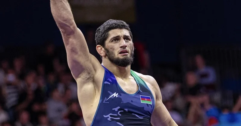 Güləşçilərimiz Rusiyada 6 medal qazanıblar