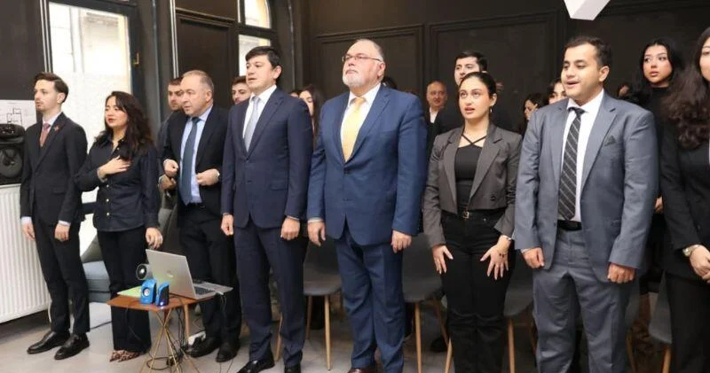 Budapeştdə diaspor gənclərinin toplantısı keçirilib FOTO