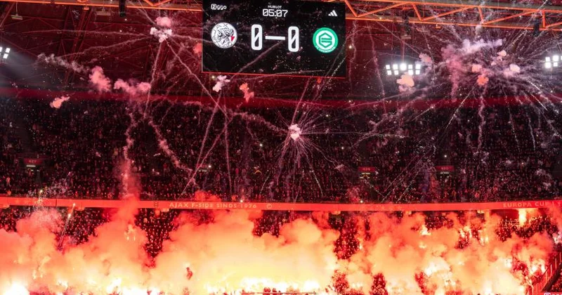 Фанаты не позволили сопернику Карабаха доиграть матч Эредивизи