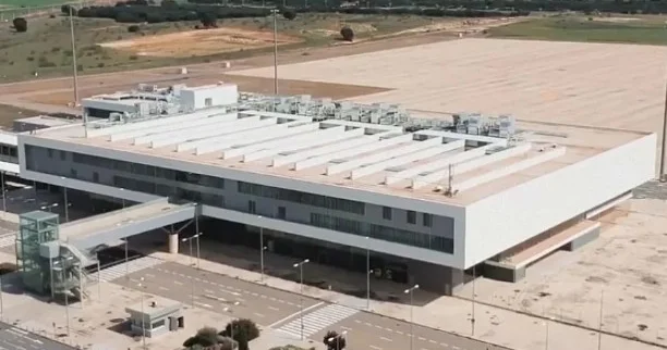 Bir milyard avrodan çox dəyəri olan hava limanı boş qalıb: Layihə niyə uğursuz oldu?