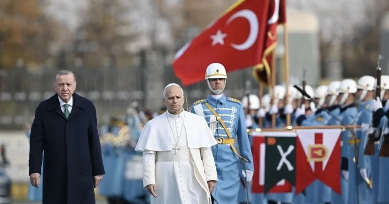 XIV Leonun Türkiyəyə səfəri siyasi nəticələr doğuracaq ŞƏRH