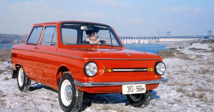 Rusiyada nadir Zaporojets avtomobili satılır