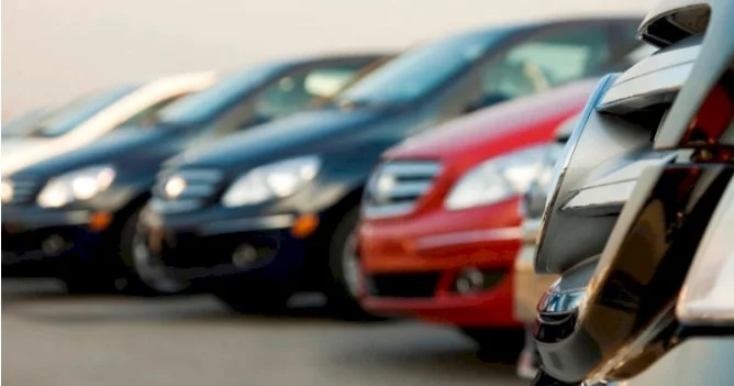 31 avtomobil hərraca çıxarılır: Start qiyməti 800 manatdır