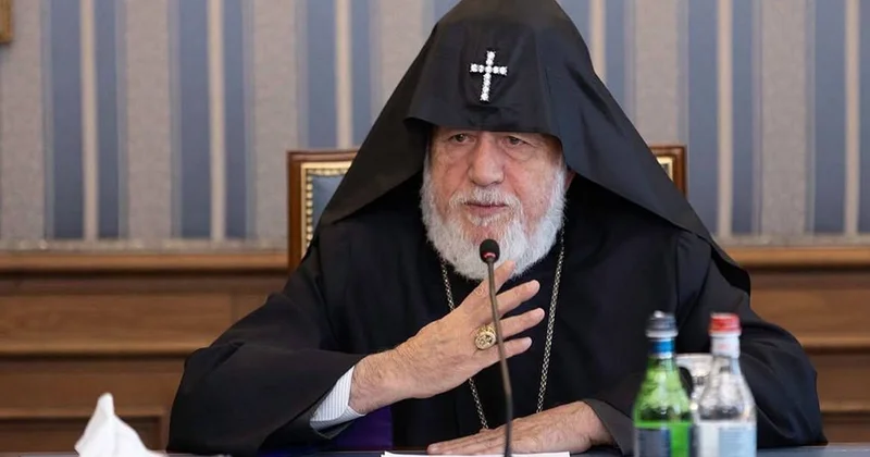 В Эчмиадзине заявили об отсутствии оснований для ухода Гарегина II