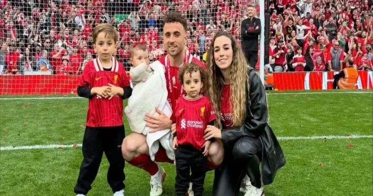 Liverpul un keçmiş ulduzu Dioqo Jotanın arxiv FOTOLARI