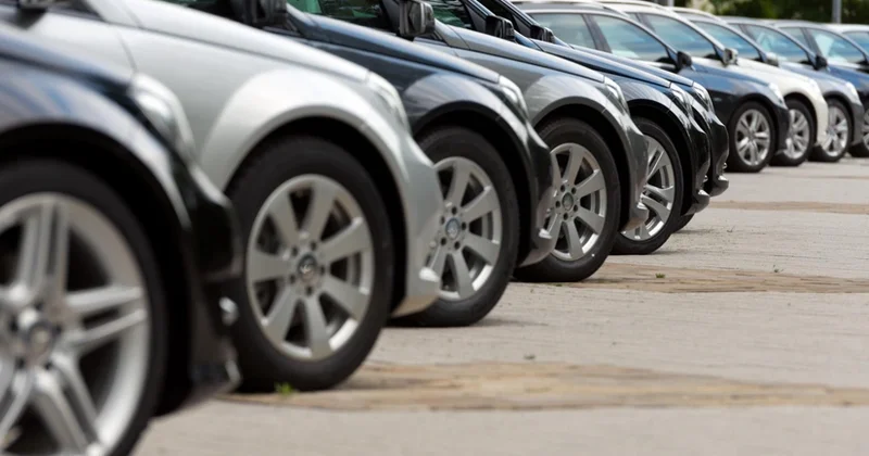 Azərbaycanda daha 33 nəqliyyat vasitəsi hərraca çıxarılacaq