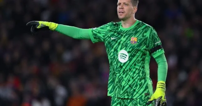 Flik Şensniyə siqaret çəkməyə icazə verib