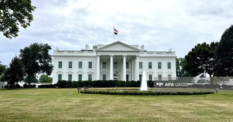 Ağ Ev: Tramp korrupsiya səbəbindən Ukraynaya “sonsuz yardımı” dayandırıb