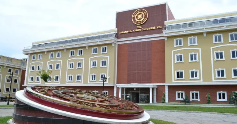 İstanbul Aydın Universitetinin dəstəyi ilə “EduMaster 4.0 Müəllim İnkişafı Proqramı” uğurla başa çatdı