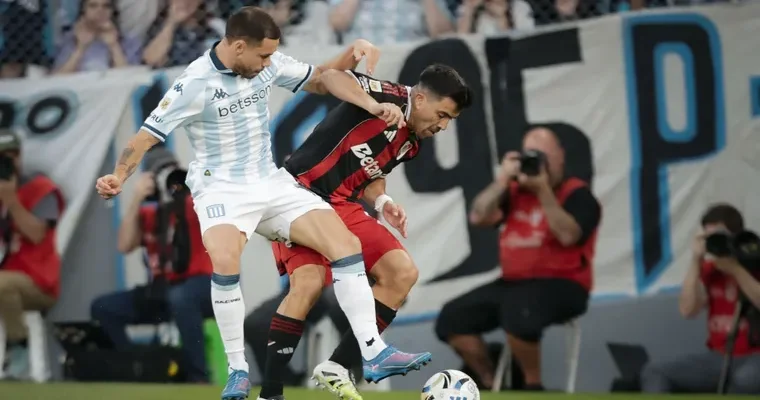 “River Pleyt” mübarizəni erkən dayandırdı