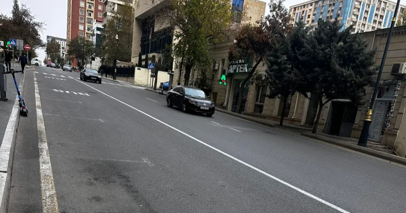 Azadlıq prospektində sürücüləri çaşdıran yol ilə bağlı rəsmi açıqlama