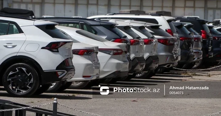 Более 30 автомобилей госорганов выставят на продажу