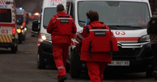 Rusiya ballistik raketlərlə Dneprə hücum edib ölənlər var