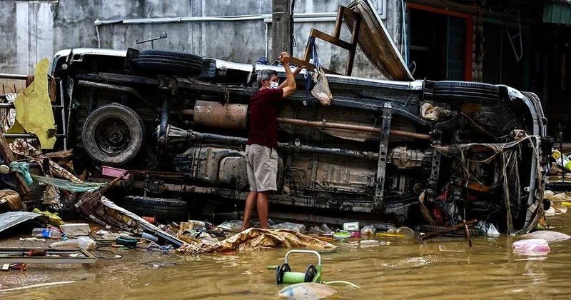 Ливни и штормы в Азии привели к сотням жертв и масштабным разрушениям