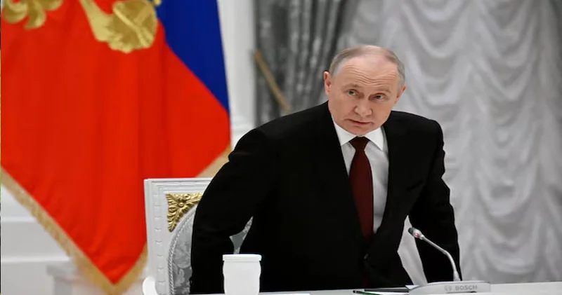 Putin Çinin bir sıra vətəndaşları üçün Rusiyaya vizasız girişi açdı Reuters