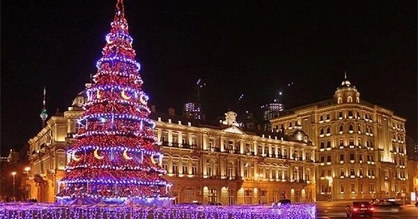 Bulvarda Yeni il yarmarkasında yeniliklər Video