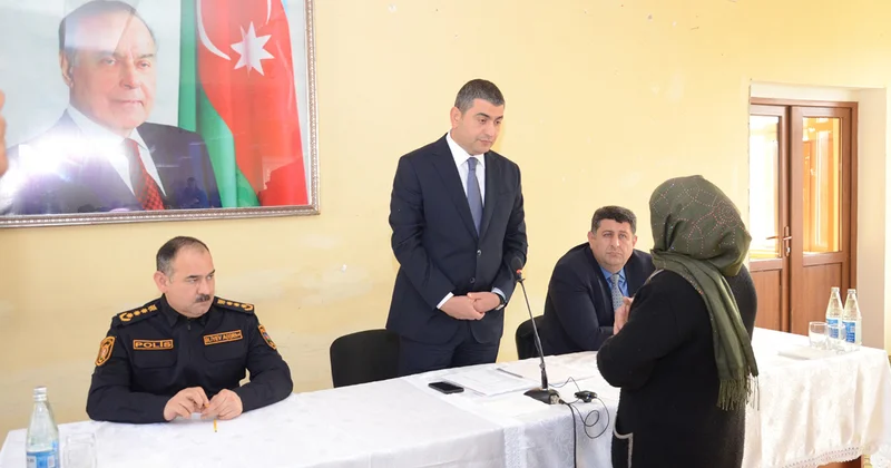 Elşən Həsənli Carlı sakinləri ilə görüşdü Fotolar