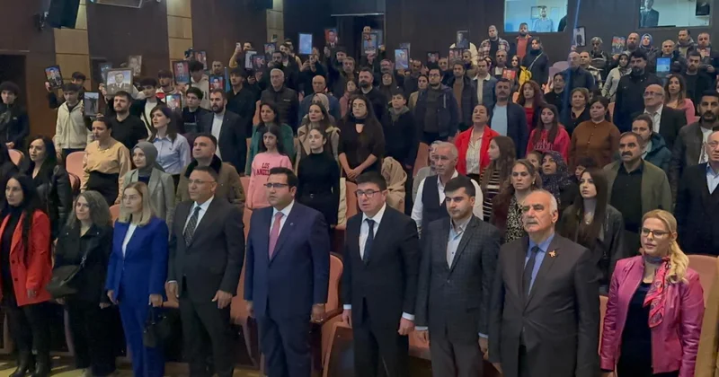 Азербайджанская диаспора все еще празднует победу правительственная трибуна