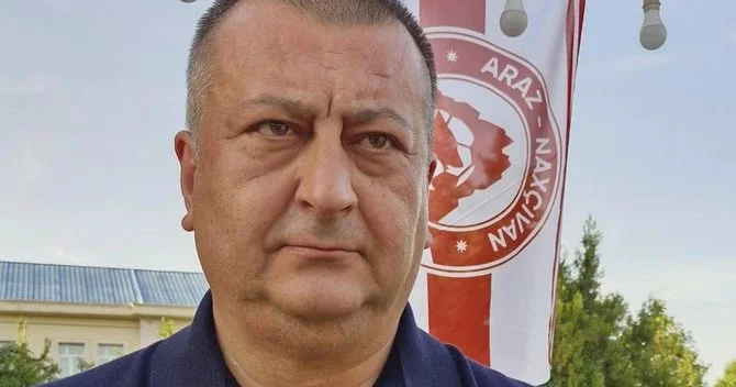 Axundov narazıdı Elmar Baxşıyev göndərilir? İdmanXəbər