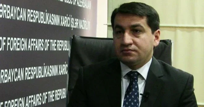 Bakı Moskvadan AZAL təyyarəsi ilə bağlı suallarına cavab alıb